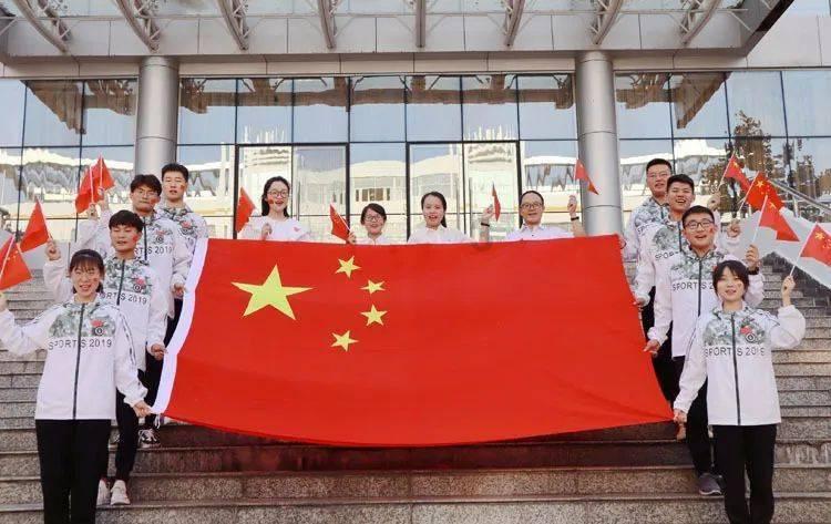 汽车华容道